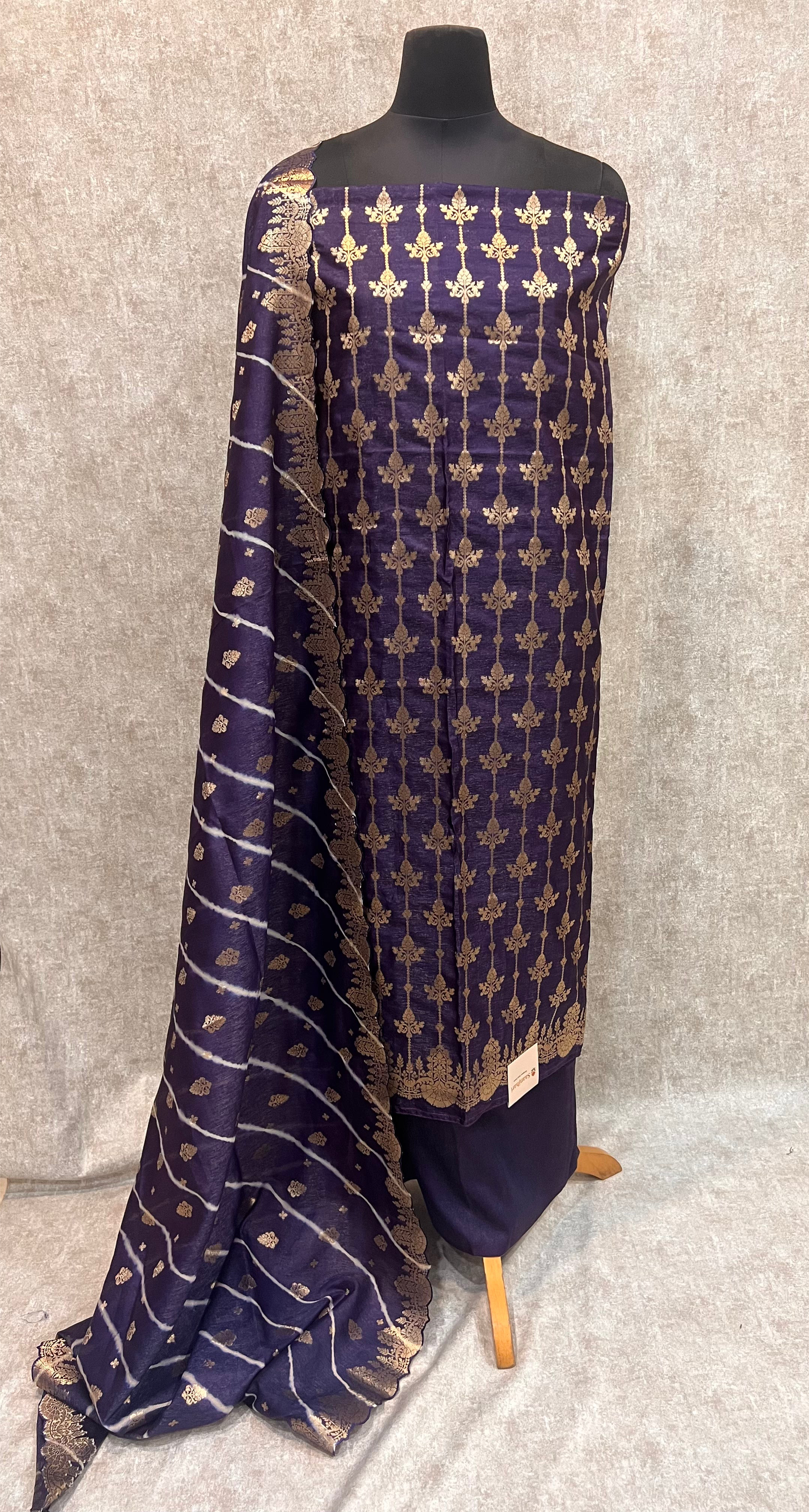 Elegant Banarasi Silk Unstitched Suit with Zari Weaving – Perfect for Festive & Bridal Trousseau