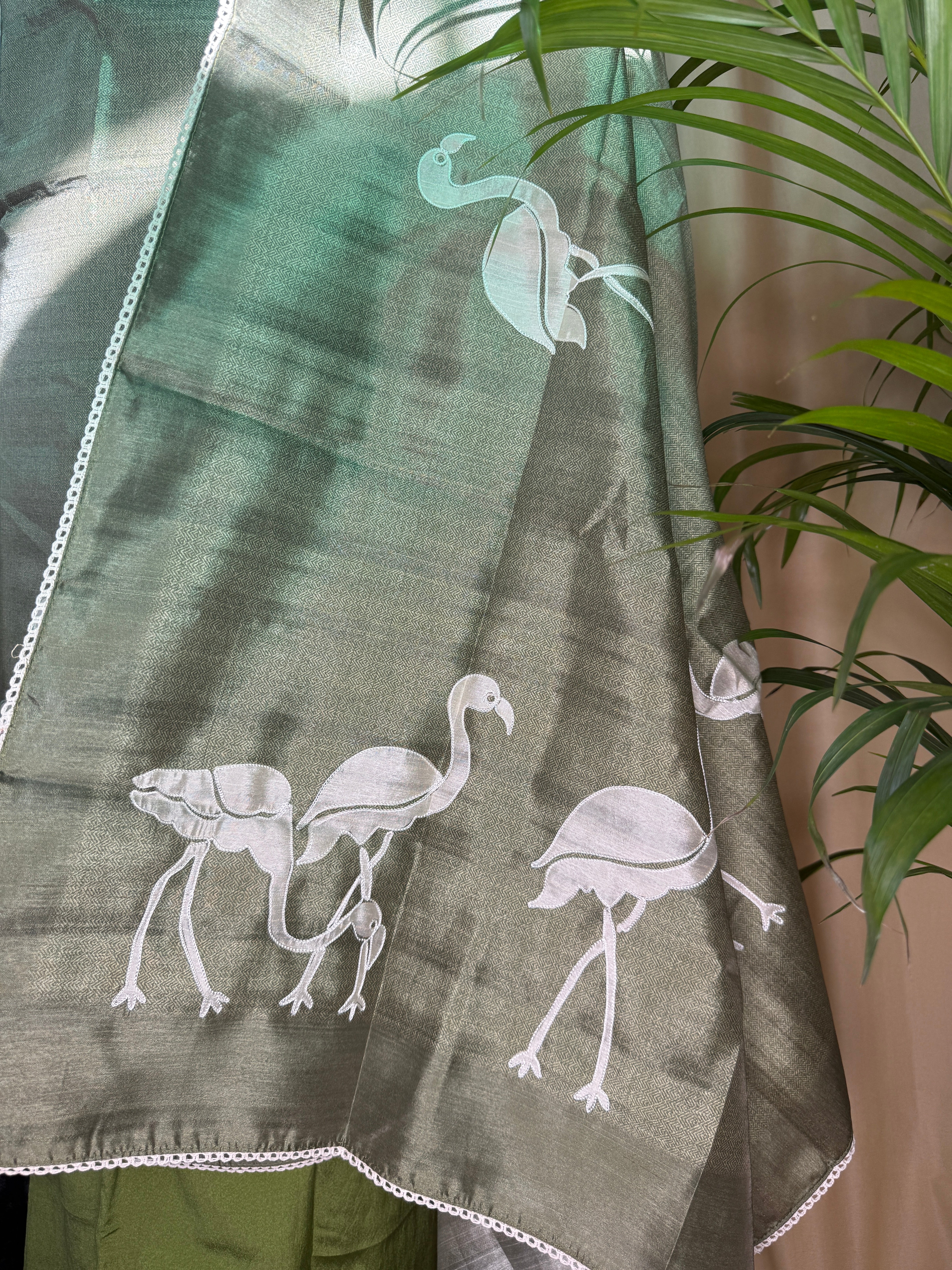 Green Raw Silk Suit Set with Printed Dupatta – Elegant Everyday Ethnic Wear