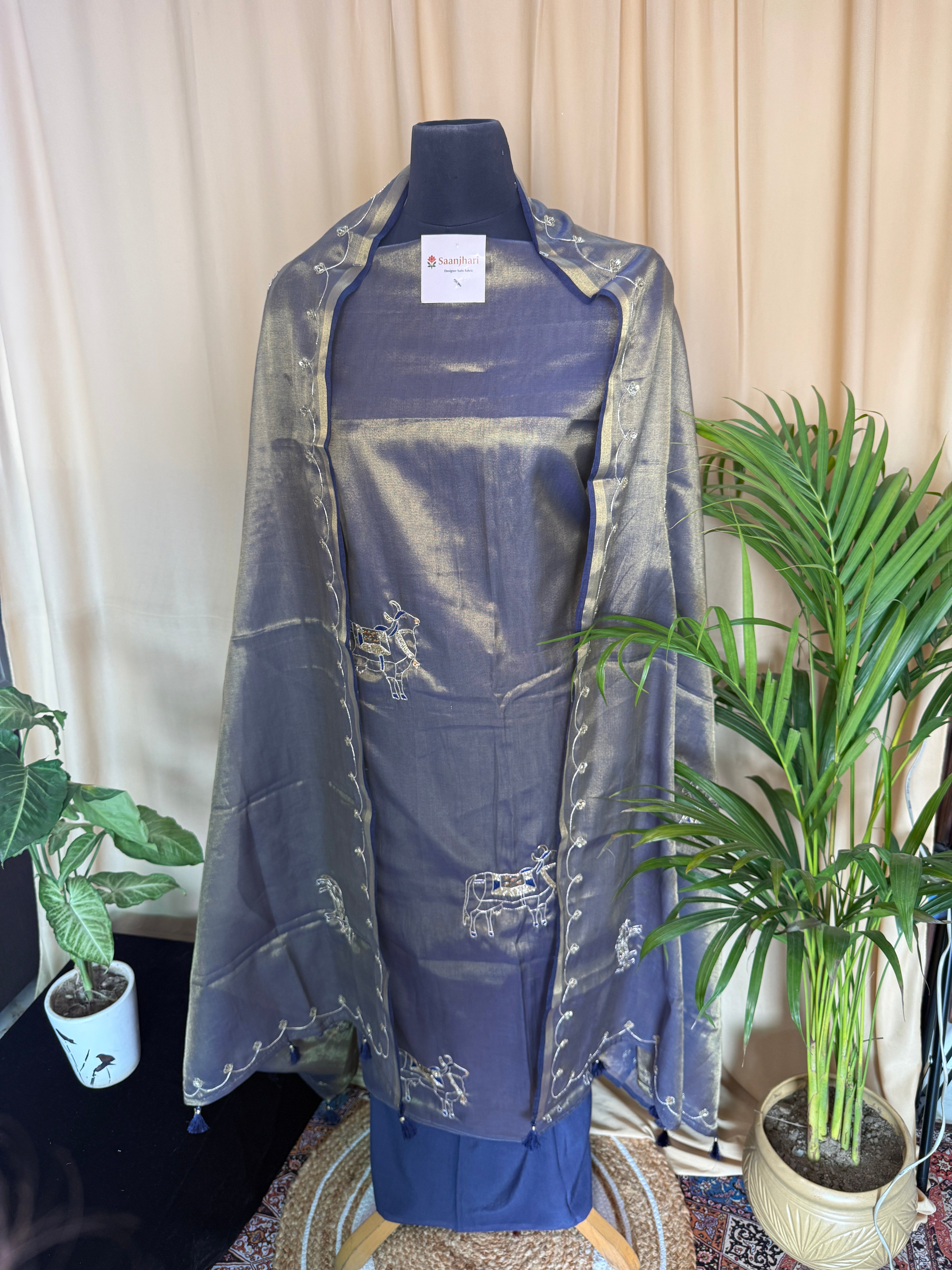 Purple Glass Tissue Suit with Hand-Detail Dupatta for Elegant Wear