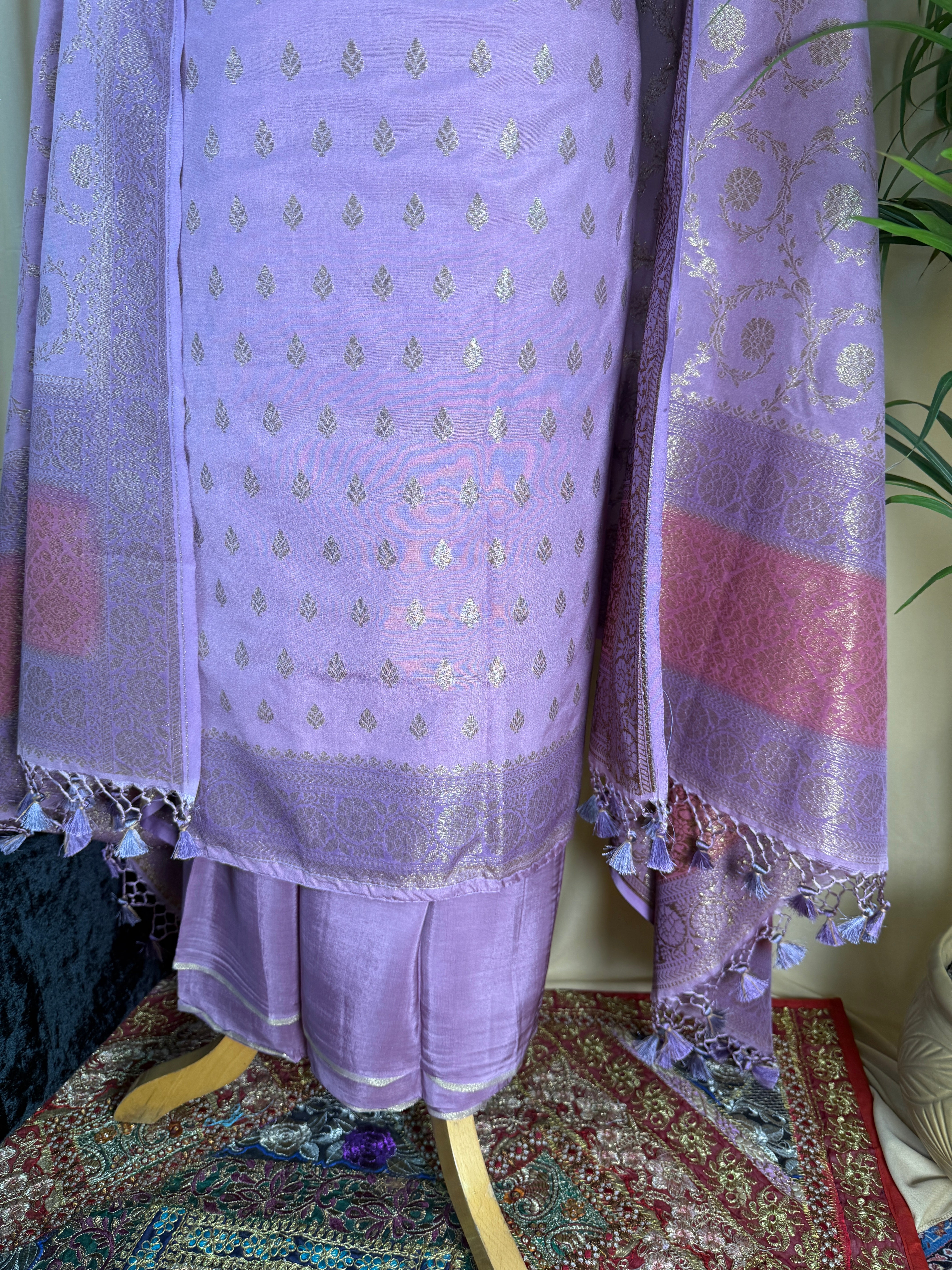 Lavender Glow Banarasi Silk Suit with Soft Zari Dupatta