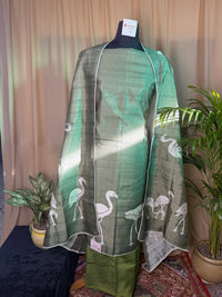 Green Raw Silk Suit Set with Printed Dupatta – Elegant Everyday Ethnic Wear