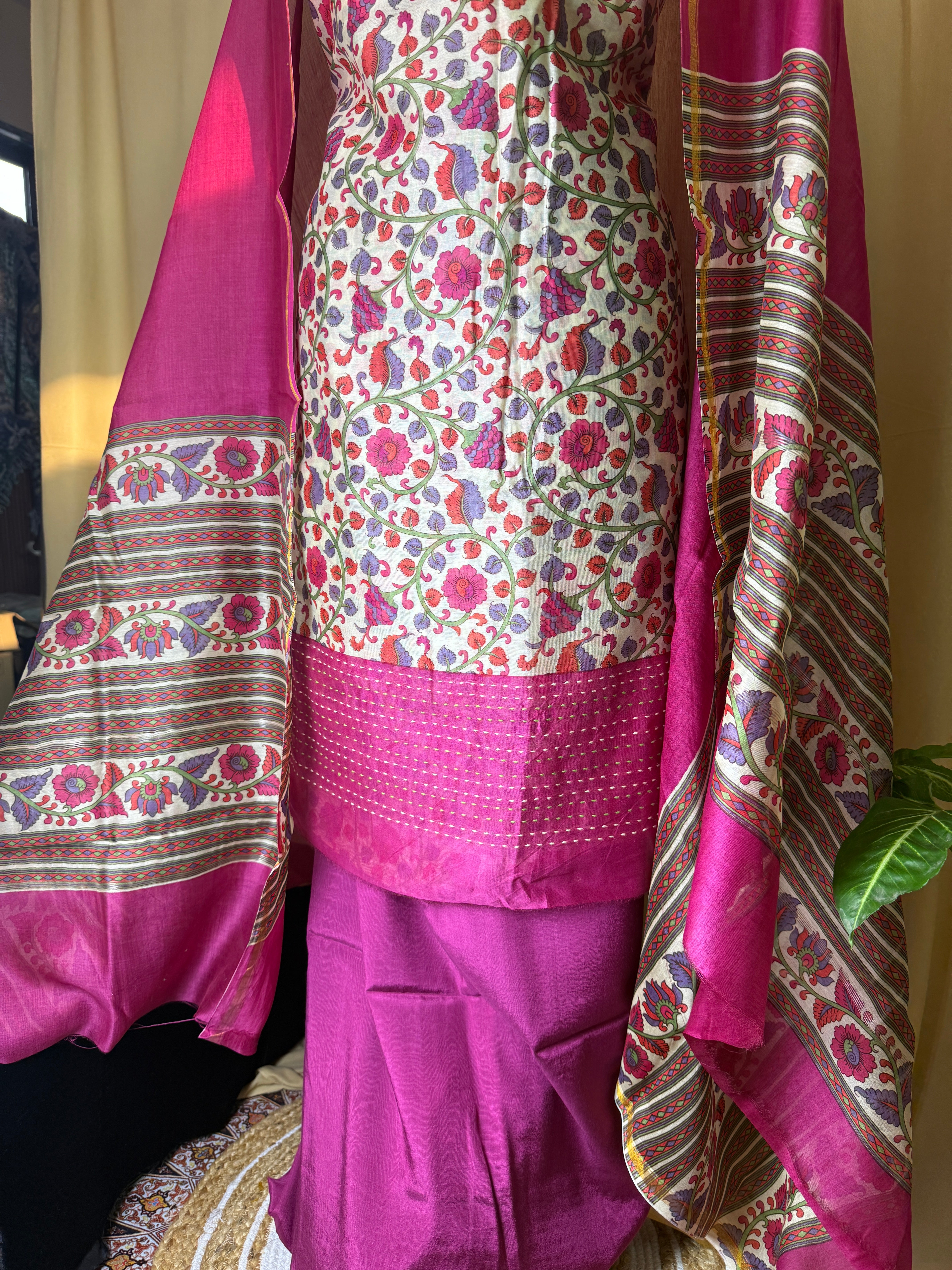 Pretty Floral Print Cotton Suit Set with Dupatta—Comfortable Everyday Wear