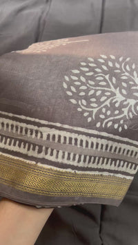 Elegant Maheshwari Silk Unstitched Suit – Handcrafted Traditional Indian Wear